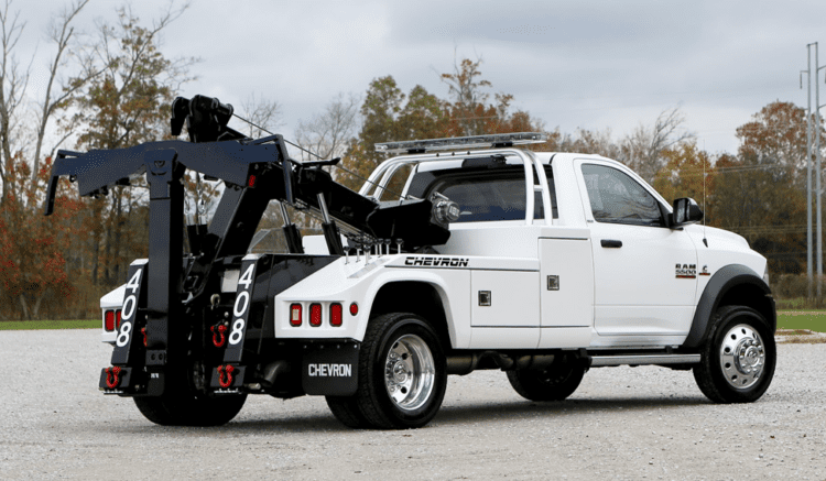 how-much-does-a-tow-truck-cost-minute-man-wheel-lifts